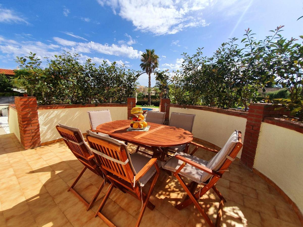 New Holiday House "Casa Mialina" With Private Pool, 300M To Beach Cambrils Exterior foto