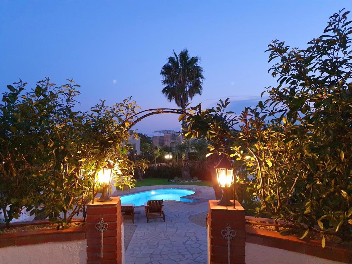 New Holiday House "Casa Mialina" With Private Pool, 300M To Beach Cambrils Exterior foto